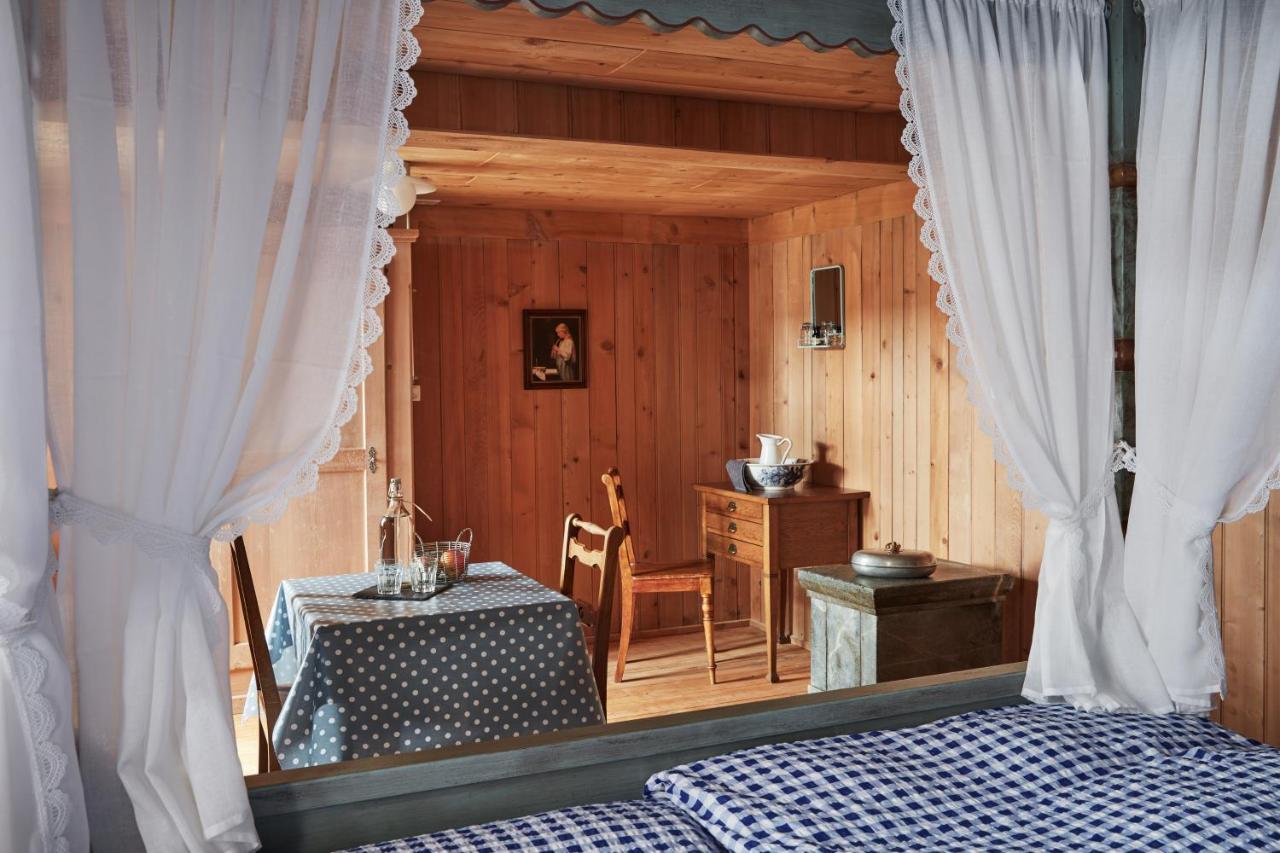 Nostalgie Bed & Breakfast Chraemerhus Curaglia Exterior photo